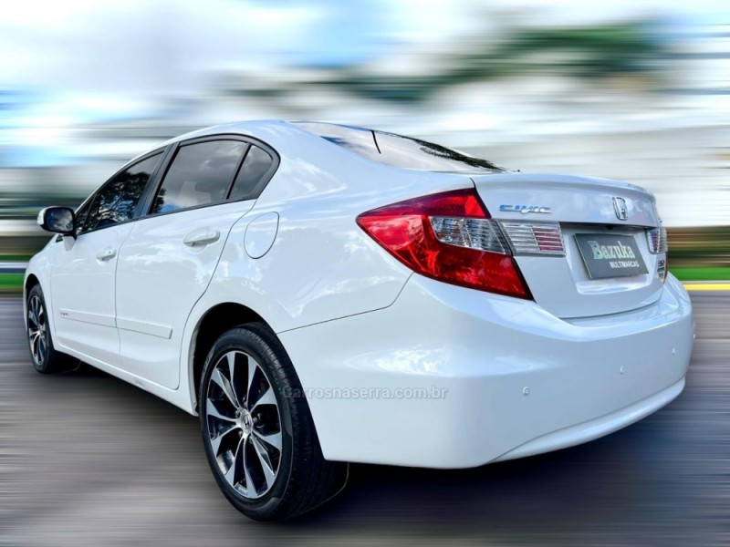 CIVIC 2.0 LXR 16V FLEX 4P AUTOMÁTICO - 2016 - NOVO HAMBURGO