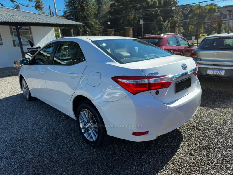 COROLLA 2.0 XEI 16V FLEX 4P AUTOMÁTICO - 2017 - CANELA