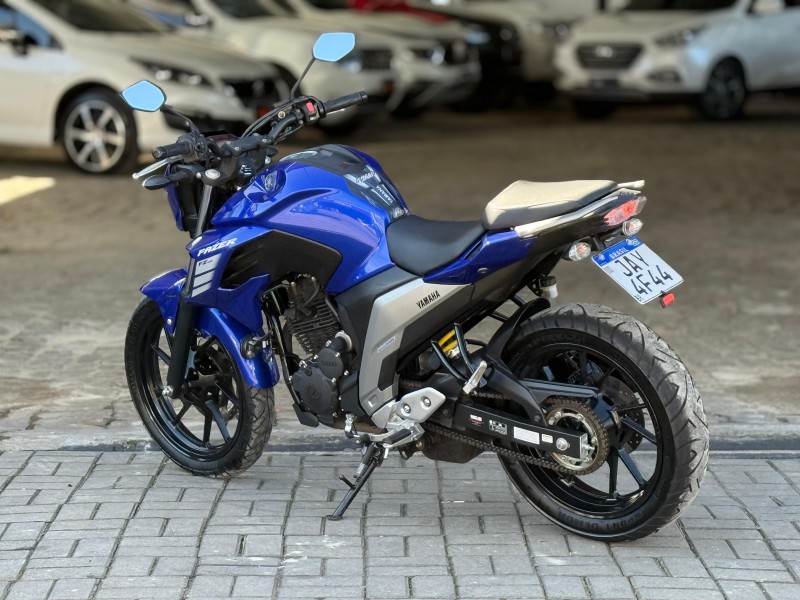 FAZER FZ25 - 2022 - LAGOA VERMELHA