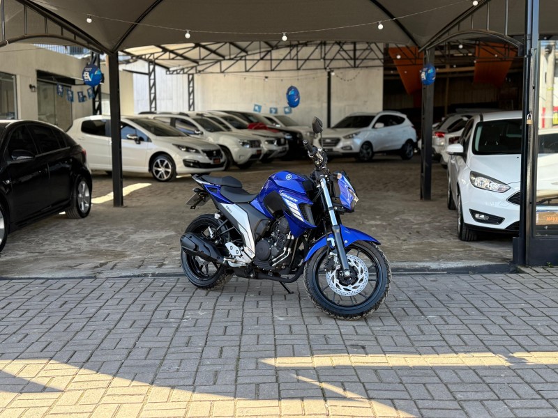 FAZER FZ25 - 2022 - LAGOA VERMELHA