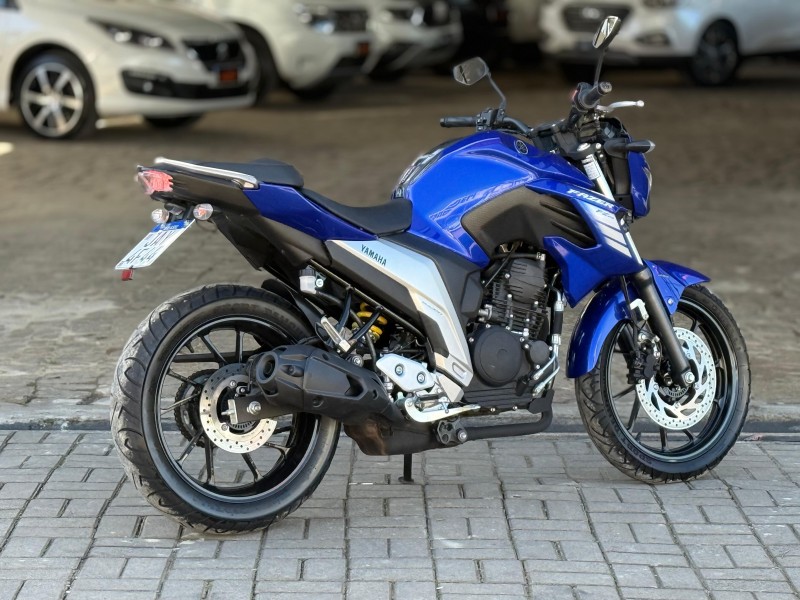 FAZER FZ25 - 2022 - LAGOA VERMELHA