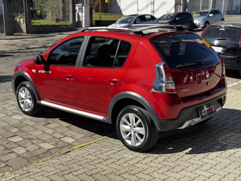 SANDERO 1.6 STEPWAY 8V FLEX 4P MANUAL - 2014 - CAXIAS DO SUL