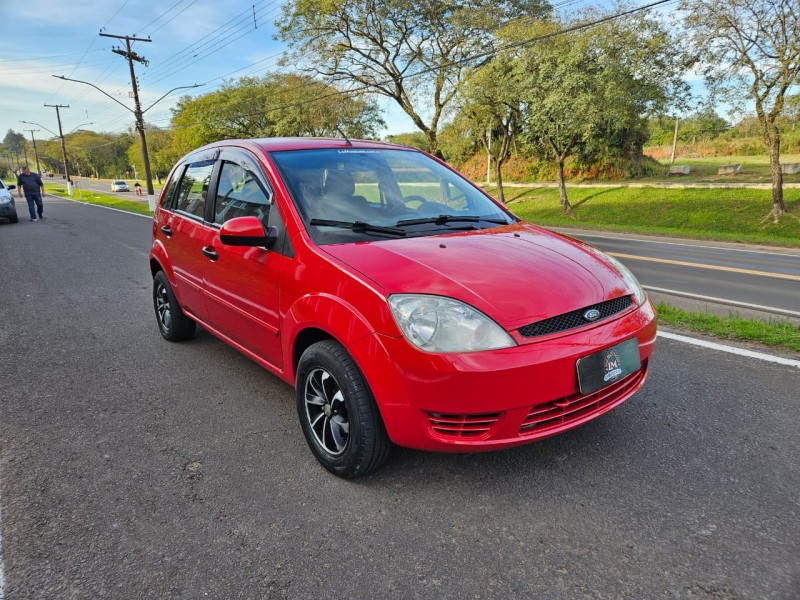 FIESTA 1.0 MPI SUPERCHARGER 8V GASOLINA 4P MANUAL - 2004 - VENâNCIO AIRES