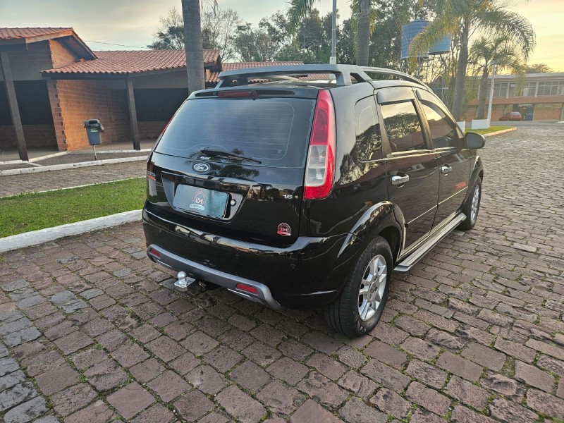 FIESTA 1.6 MPI TRAIL HATCH 8V FLEX 4P MANUAL - 2009 - VENâNCIO AIRES