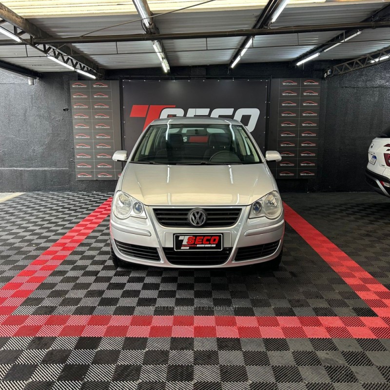 POLO 1.6 MI 8V FLEX 4P MANUAL - 2011 - PASSO FUNDO
