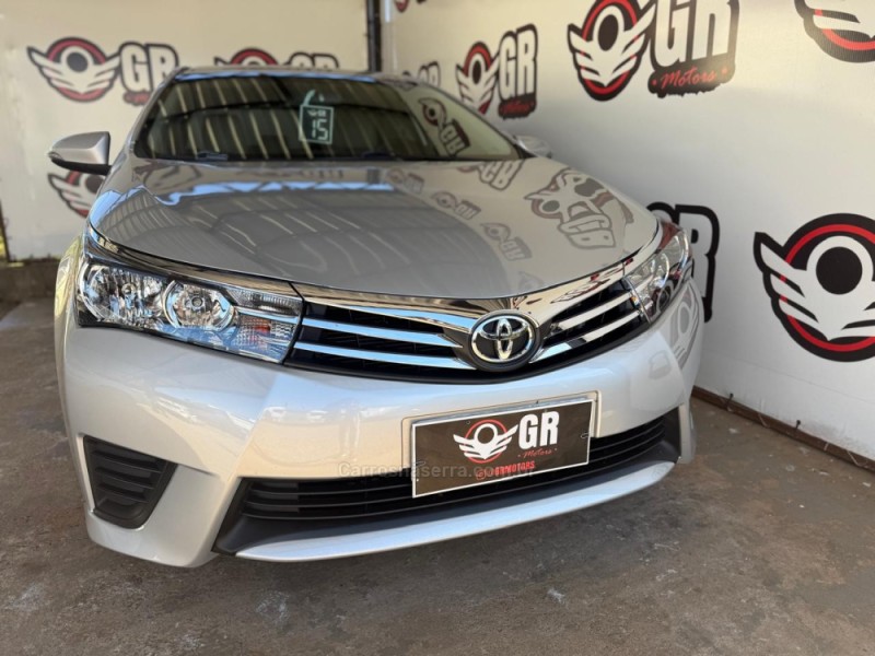COROLLA 1.8 GLI 16V FLEX 4P AUTOMÁTICO - 2015 - IBIRAIARAS