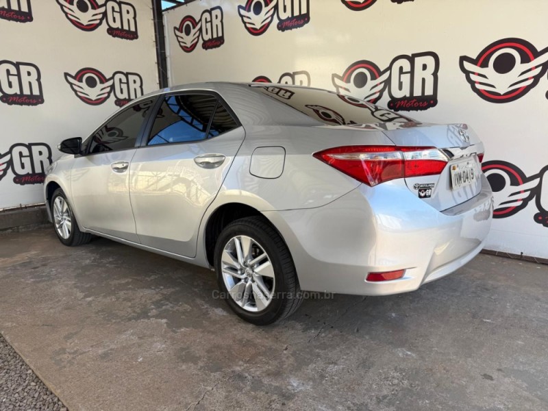 COROLLA 1.8 GLI 16V FLEX 4P AUTOMÁTICO - 2015 - IBIRAIARAS