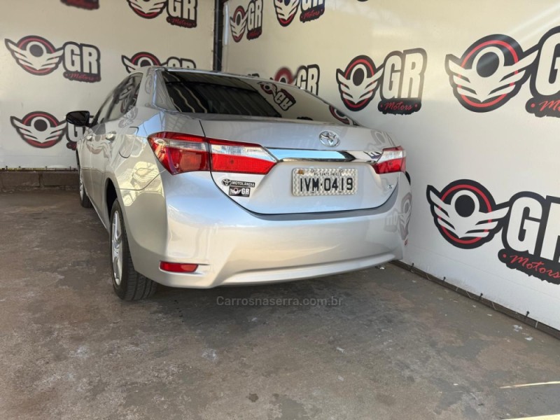 COROLLA 1.8 GLI 16V FLEX 4P AUTOMÁTICO - 2015 - IBIRAIARAS