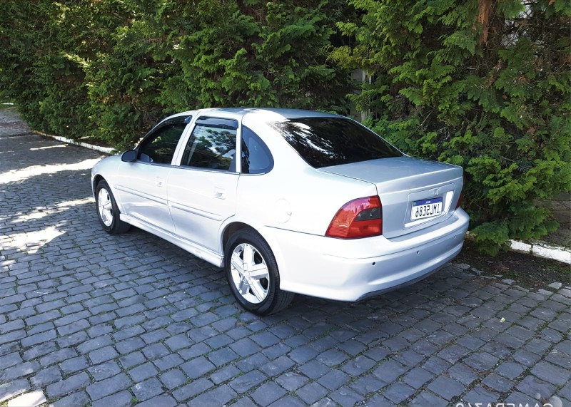 VECTRA 2.0 MPFI EXPRESSION 8V FLEX 4P MANUAL - 2005 - FARROUPILHA