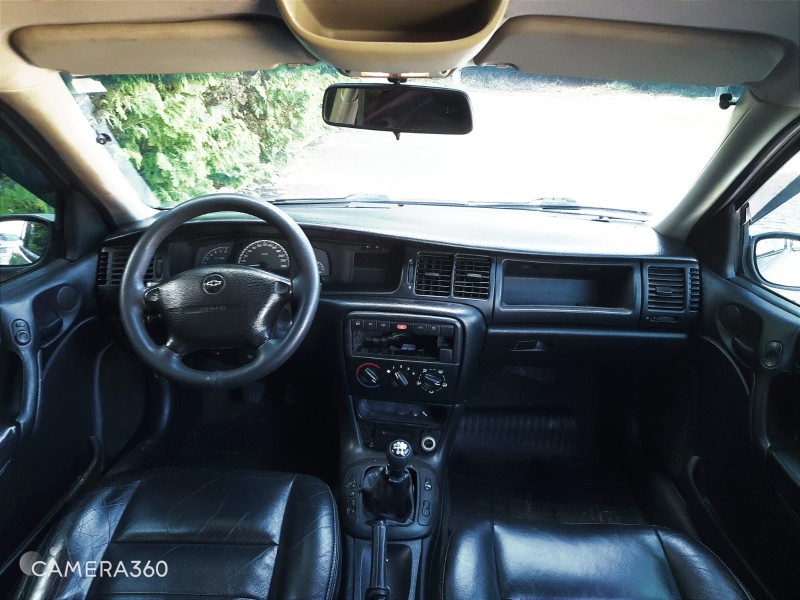 VECTRA 2.0 MPFI EXPRESSION 8V FLEX 4P MANUAL - 2005 - FARROUPILHA