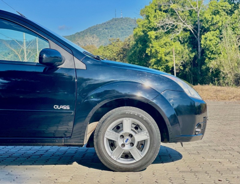 FIESTA 1.6 ROCAM 8V FLEX 4P MANUAL - 2010 - MUçUM