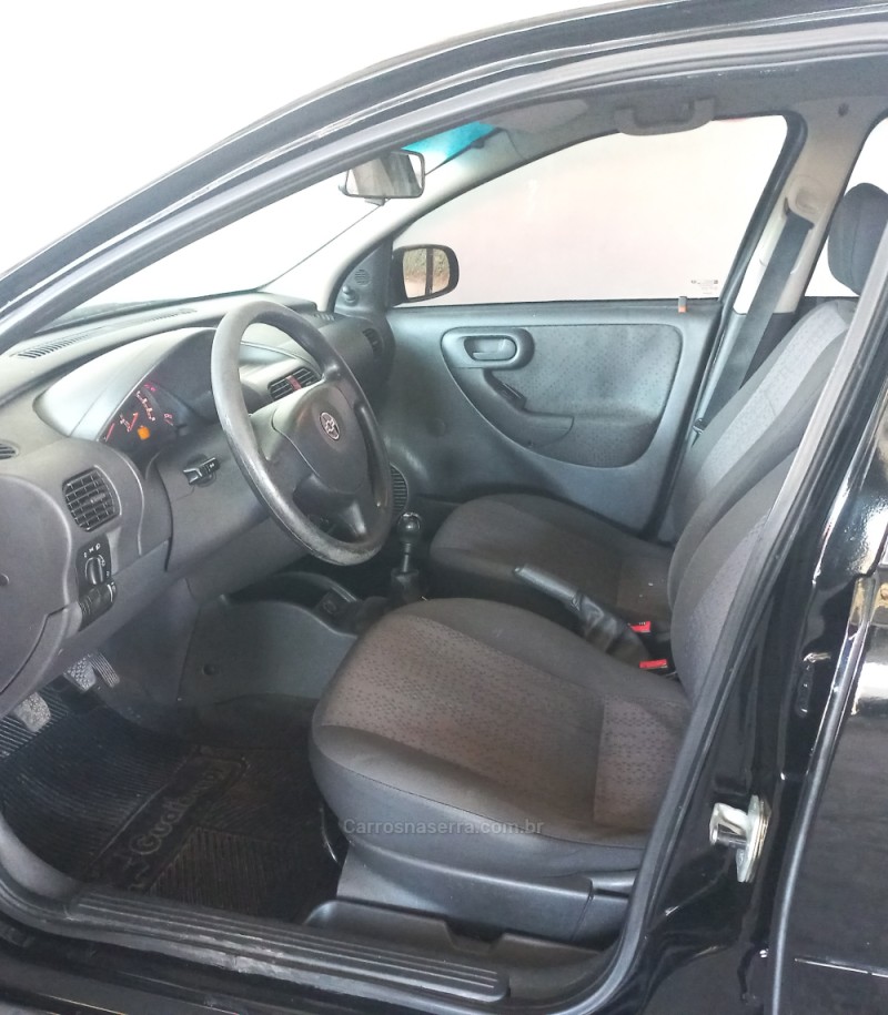 CORSA 1.4 MPFI PREMIUM 8V FLEX 4P MANUAL - 2011 - CAXIAS DO SUL