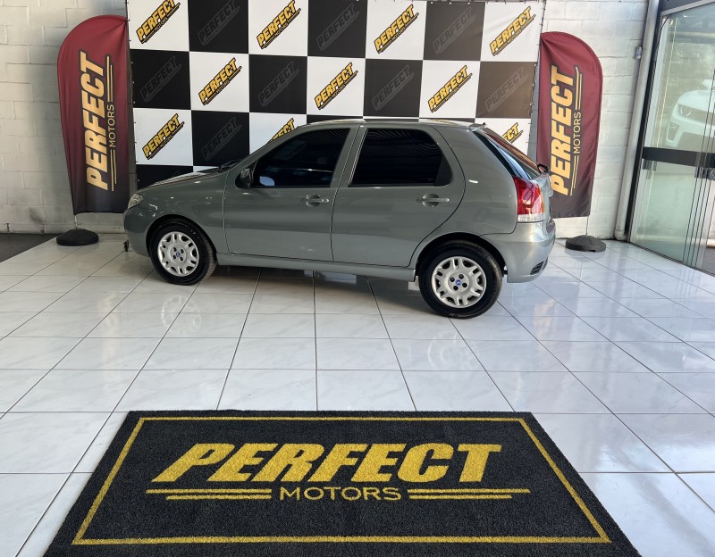 PALIO 1.0 MPI ELX 8V FLEX 4P MANUAL - 2005 - PORTãO