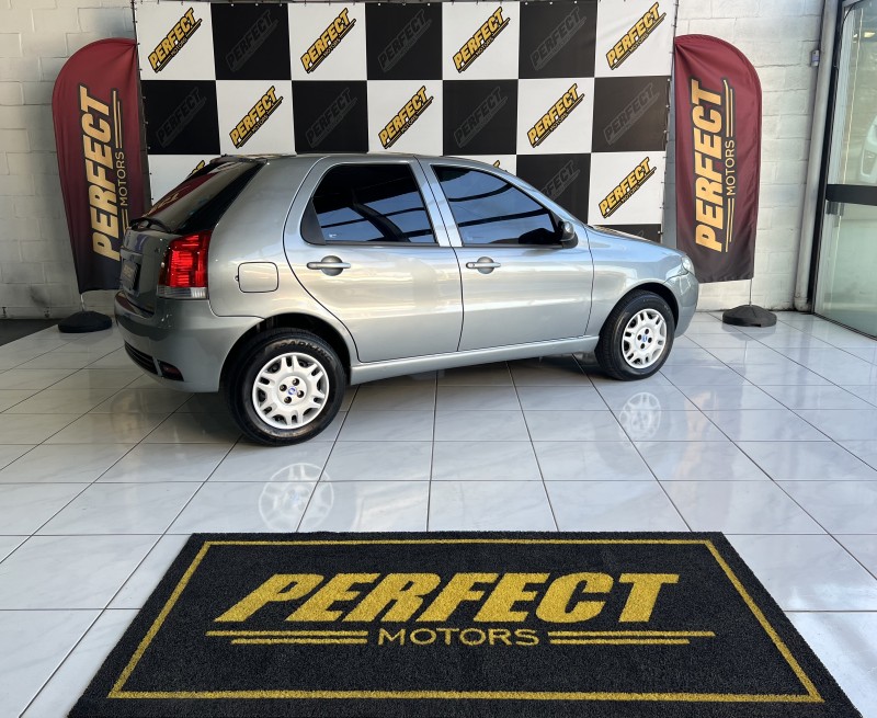 PALIO 1.0 MPI ELX 8V FLEX 4P MANUAL - 2005 - PORTãO