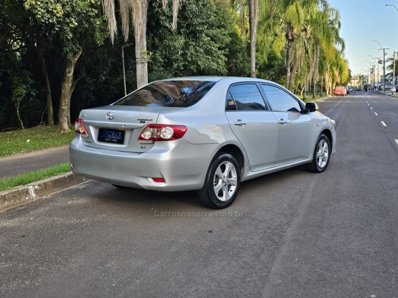 COROLLA 2.0 XEI 16V FLEX 4P AUTOMÁTICO - 2013 - CAMPO BOM