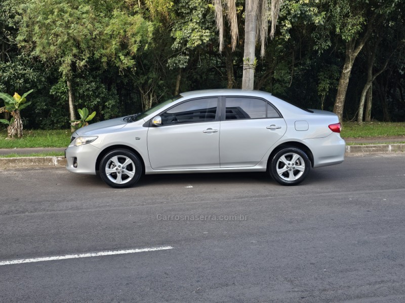 COROLLA 2.0 XEI 16V FLEX 4P AUTOMÁTICO - 2013 - CAMPO BOM