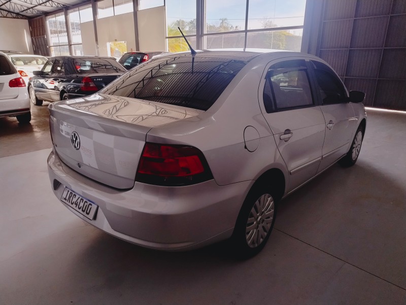 VOYAGE 1.0 MI 8V FLEX 4P MANUAL - 2011 - SãO SEBASTIãO DO CAí