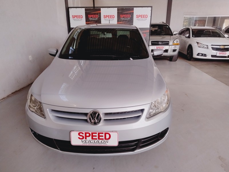 VOYAGE 1.0 MI 8V FLEX 4P MANUAL - 2011 - SãO SEBASTIãO DO CAí