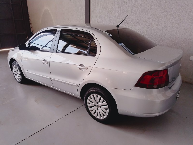 VOYAGE 1.0 MI 8V FLEX 4P MANUAL - 2011 - SãO SEBASTIãO DO CAí