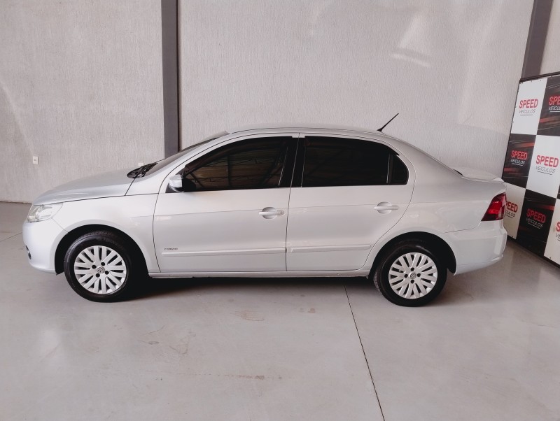 VOYAGE 1.0 MI 8V FLEX 4P MANUAL - 2011 - SãO SEBASTIãO DO CAí