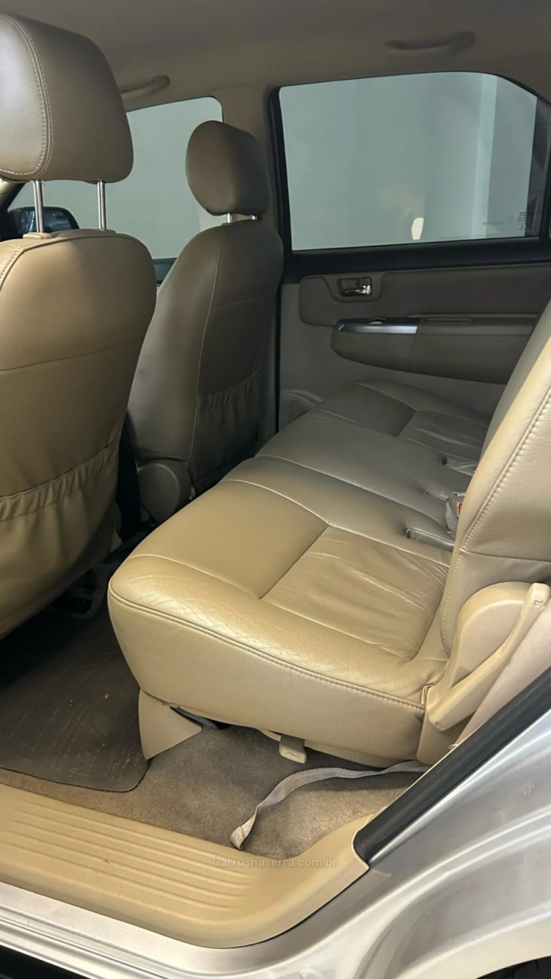 HILUX SW4 2.7 SR 4X2 16V FLEX 4P AUTOMÁTICO - 2015 - NOVO HAMBURGO