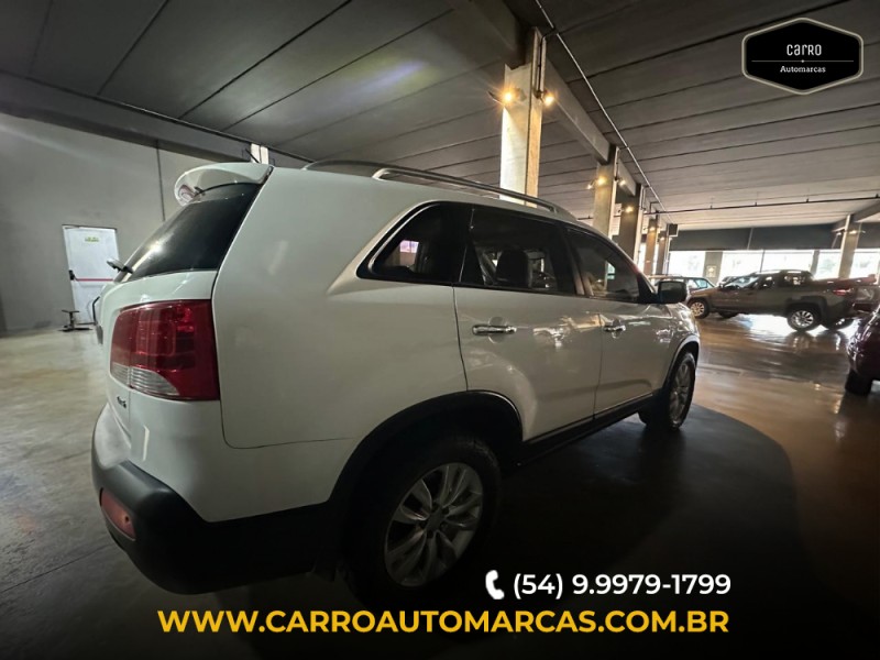 SORENTO 3.5 S.670 V6 4X2 24V GASOLINA 4P AUTOMÁTICO - 2012 - CAXIAS DO SUL