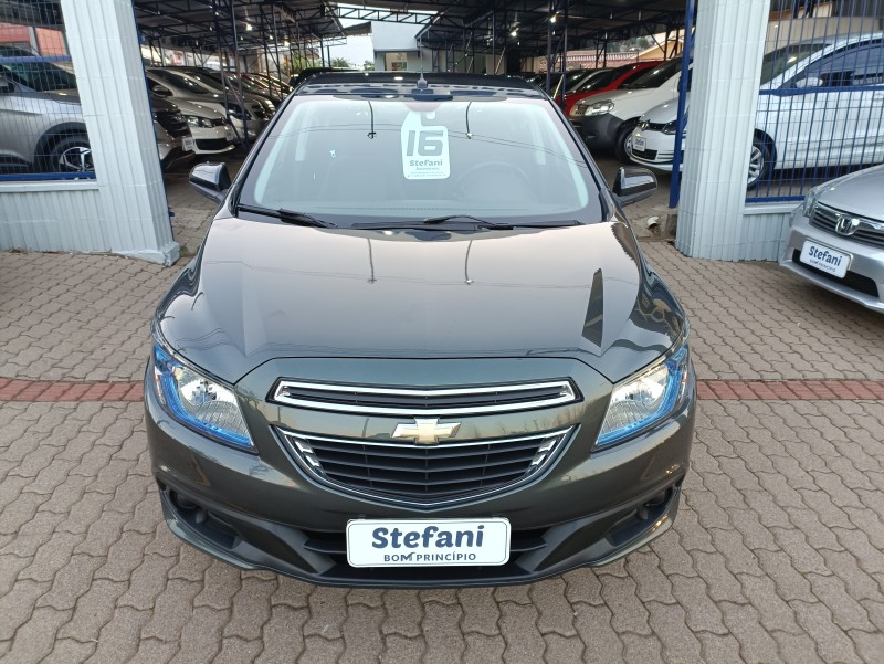 PRISMA 1.4 MPFI LT 8V FLEX 4P MANUAL - 2016 - BOM PRINCíPIO