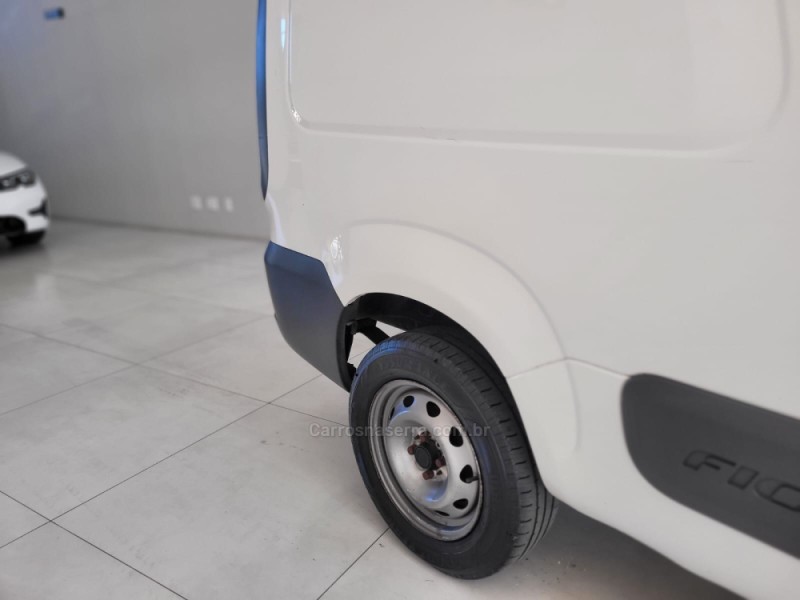 FIORINO 1.4 MPI FURGÃO 8V FLEX 2P MANUAL - 2017 - CANELA