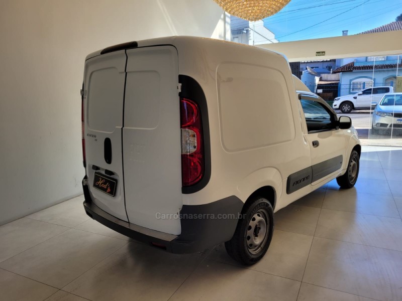 FIORINO 1.4 MPI FURGÃO 8V FLEX 2P MANUAL - 2017 - CANELA