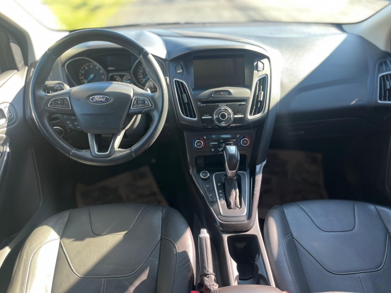 FOCUS 2.0 TITANIUM PLUS SEDAN 16V FLEX 4P AUTOMÁTICO - 2017 - FARROUPILHA