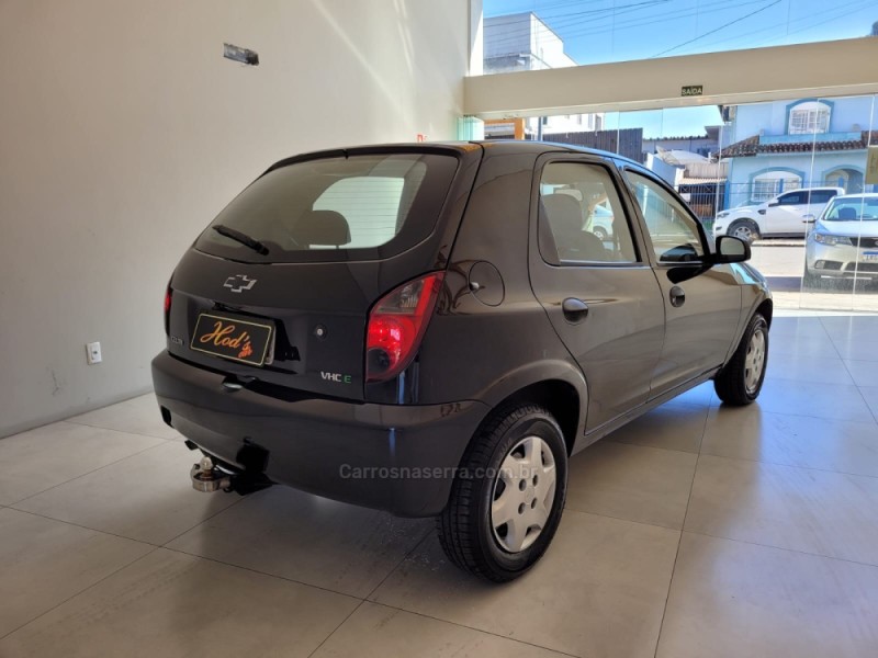 CELTA 1.0 MPFI LS 8V FLEX 4P MANUAL - 2012 - CANELA