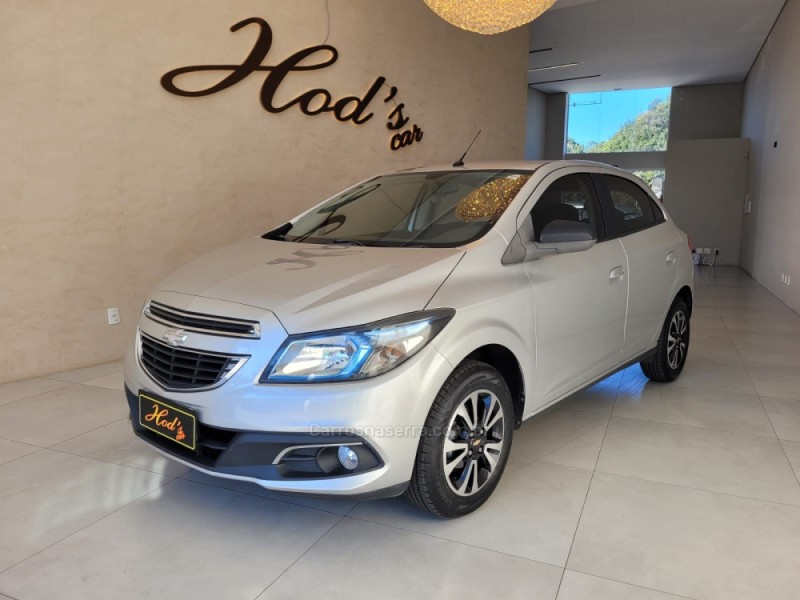 ONIX 1.4 MPFI LTZ 8V FLEX 4P MANUAL - 2015 - CANELA