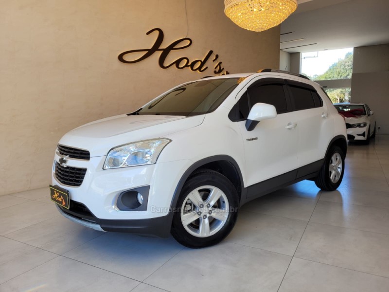 TRACKER 1.8 MPFI FREERIDE 4X2 16V FLEX 4P MANUAL - 2014 - CANELA