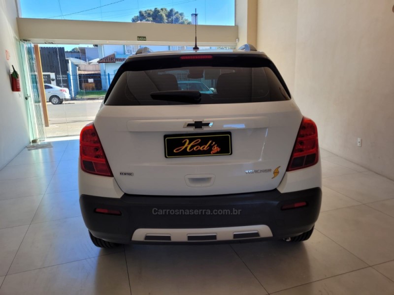 TRACKER 1.8 MPFI FREERIDE 4X2 16V FLEX 4P MANUAL - 2014 - CANELA
