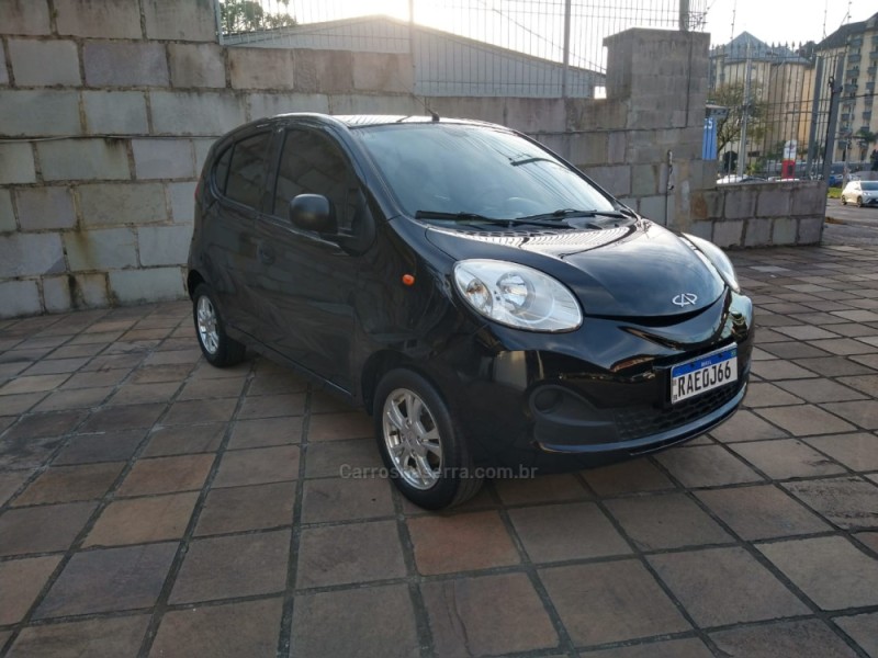 qq 1.0 mpfi look 12v gasolina 4p manual 2020 caxias do sul