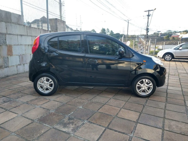 QQ 1.0 MPFI LOOK 12V GASOLINA 4P MANUAL - 2020 - CAXIAS DO SUL