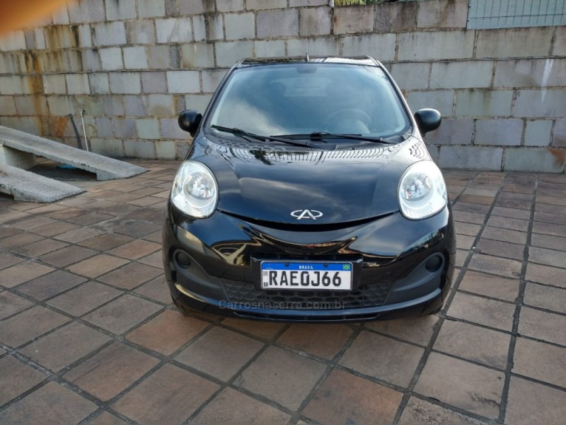 QQ 1.0 MPFI LOOK 12V GASOLINA 4P MANUAL - 2020 - CAXIAS DO SUL