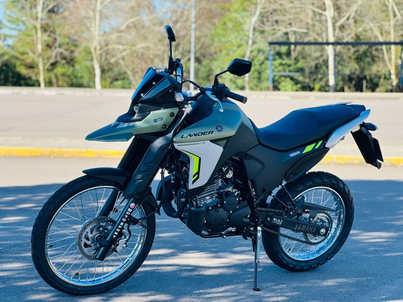 XTZ 250 LANDER