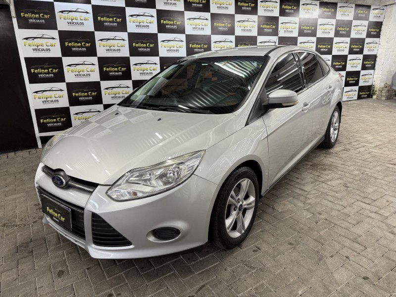 focus 2.0 se plus sedan 16v flex 4p automatico 2014 caxias do sul