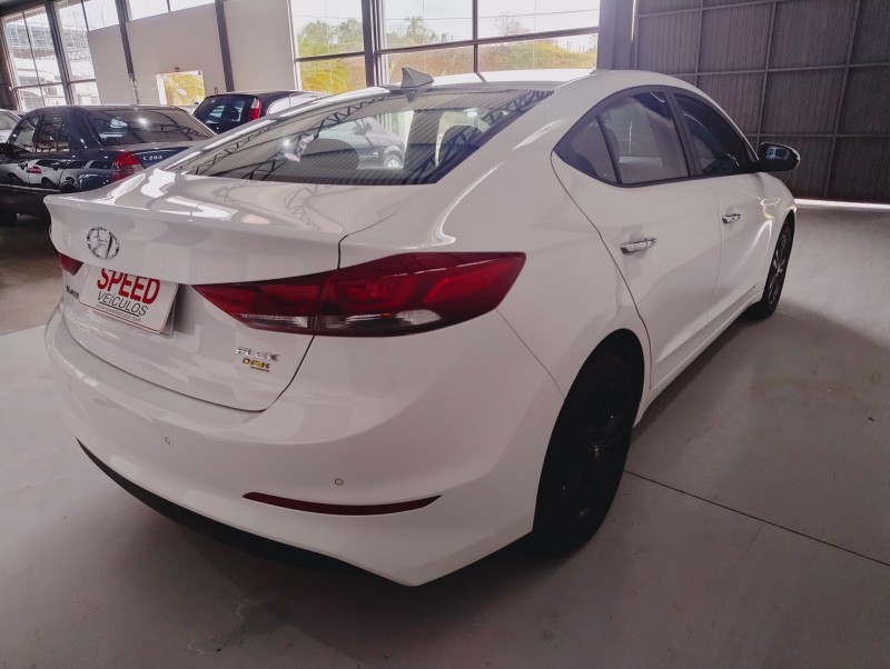 ELANTRA 2.0 SPECIAL EDITION 16V FLEX 4P AUTOMÁTICO - 2017 - SãO SEBASTIãO DO CAí