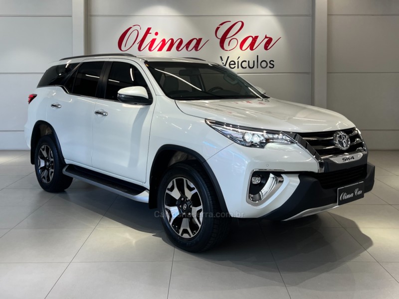 HILUX SW4 2.8 SRX 4X4 DIAMOND 16V TURBO DIESEL 4P 7 LUGARES AUTOMÁTICO - 2019 - FLORES DA CUNHA