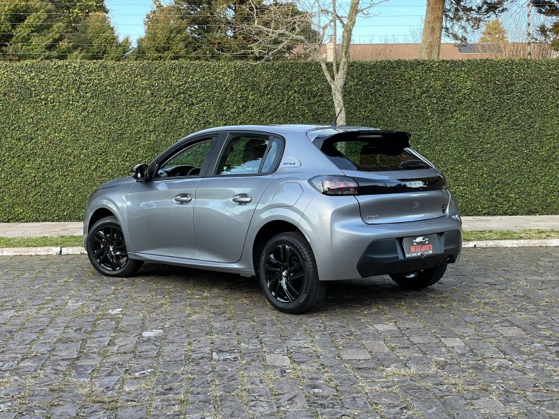 208 1.0 STYLE FLEX 6V 4P MANUAL - 2023 - FARROUPILHA