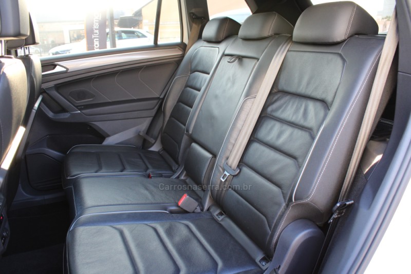 TIGUAN 2.0 ALLSPACE R-LINE 350 TSI 4X4 GASOLINA 4P - 2019 - CAXIAS DO SUL
