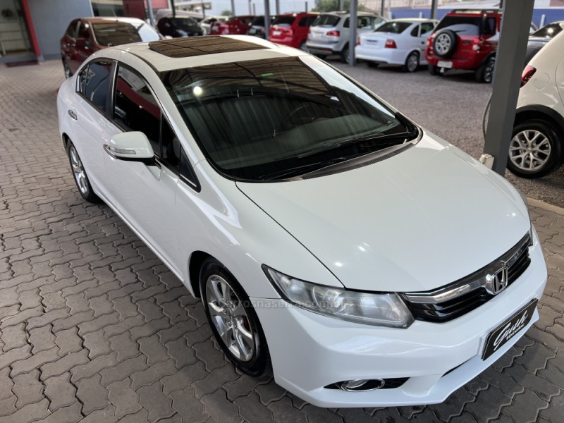 CIVIC 2.0 EXR 16V FLEX 4P AUTOMÁTICO - 2014 - BOM PRINCíPIO