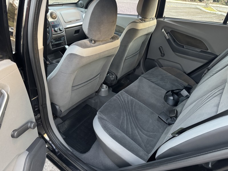 AGILE 1.4 MPFI LTZ 8V FLEX 4P MANUAL - 2011 - CAXIAS DO SUL