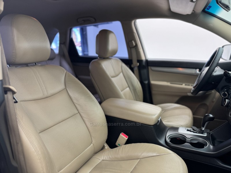 SORENTO 2.4 EX2 4X2 16V GASOLINA 4P AUTOMÁTICO - 2012 - CARLOS BARBOSA