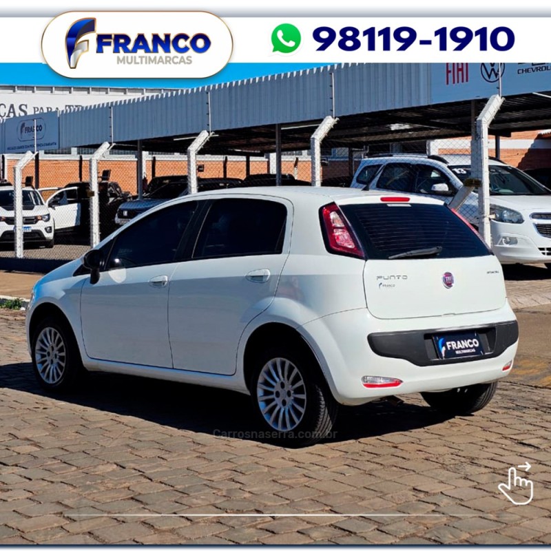 PUNTO 1.4 ATTRACTIVE 8V FLEX 4P MANUAL - 2013 - VACARIA