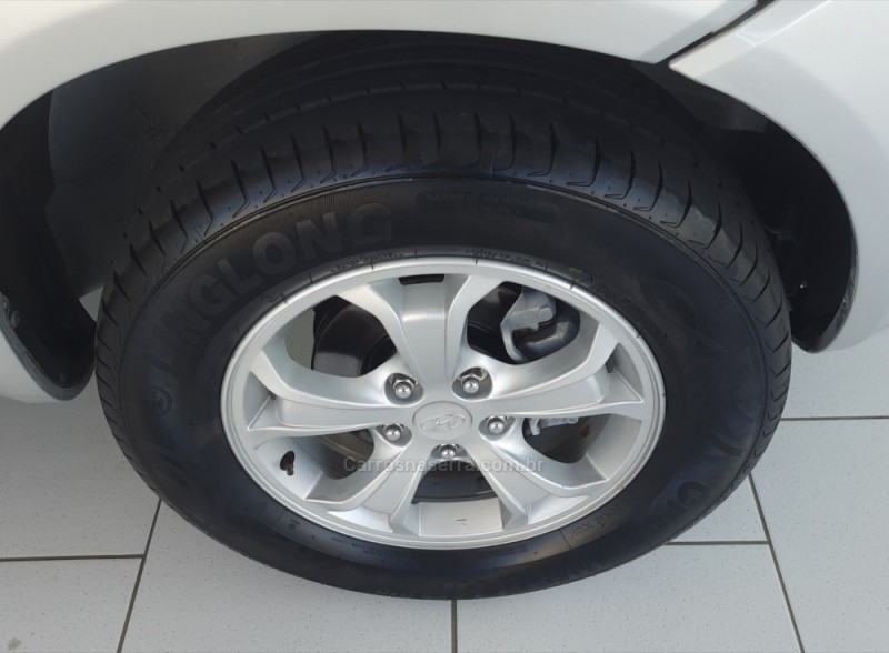TUCSON 2.0 MPFI GLS 16V 143CV 2WD FLEX 4P AUTOMÁTICO - 2015 - GARIBALDI