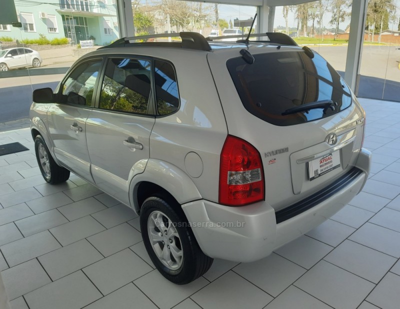 TUCSON 2.0 MPFI GLS 16V 143CV 2WD FLEX 4P AUTOMÁTICO - 2015 - GARIBALDI