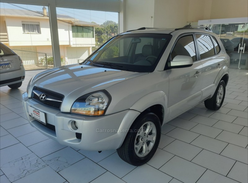 TUCSON 2.0 MPFI GLS 16V 143CV 2WD FLEX 4P AUTOMÁTICO - 2015 - GARIBALDI